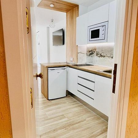 Moderno Y Nuevo Apartamento Playa Apartment Benalmadena Luaran gambar