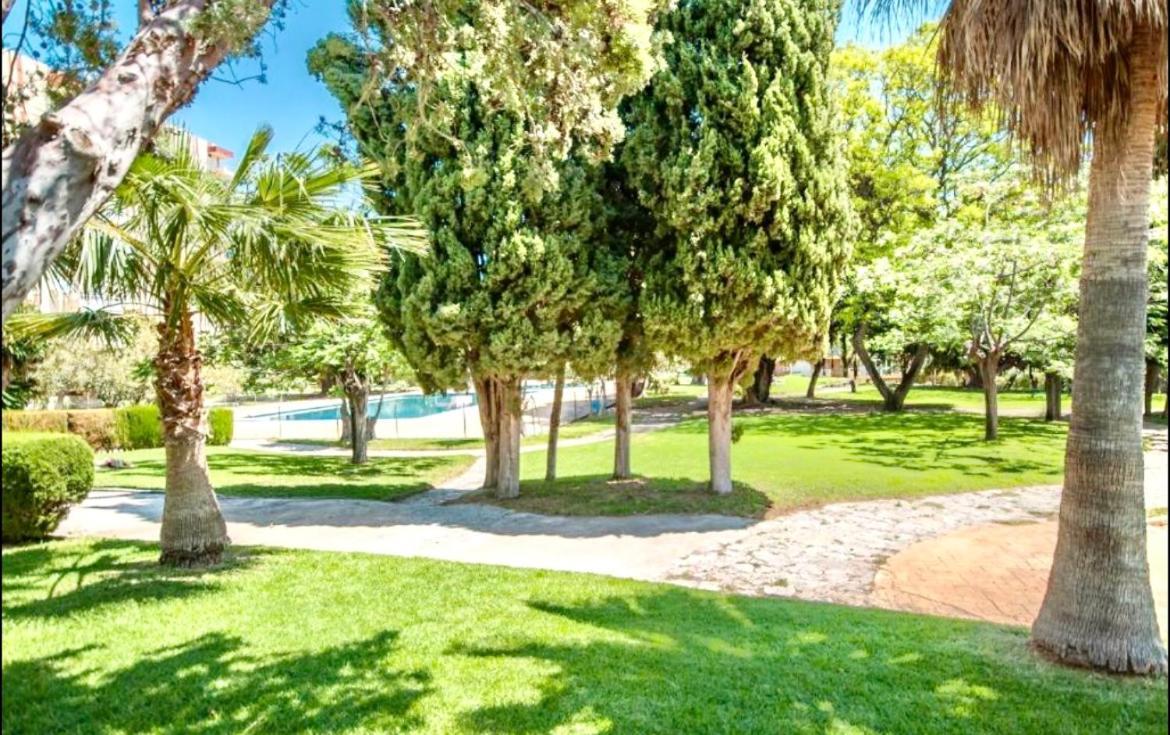 Moderno Y Nuevo Apartamento Playa Apartment Benalmadena Luaran gambar